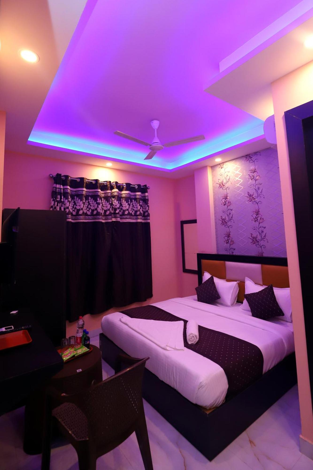 Suites Admiral Delhi Airport New Delhi Eksteriør bilde